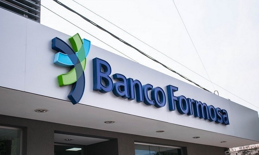 El Banco Formosa empezó a atender sin turnos