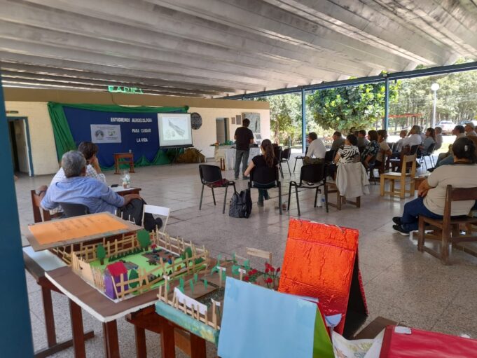 Exposición de agroecología educativa
