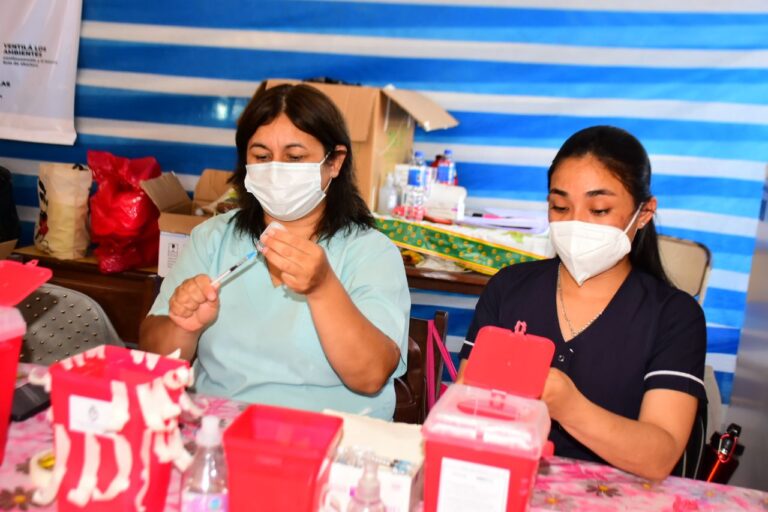 Destacan vacunatorio fijo en Laguna Naineck que también beneficiará a colonias aledañas