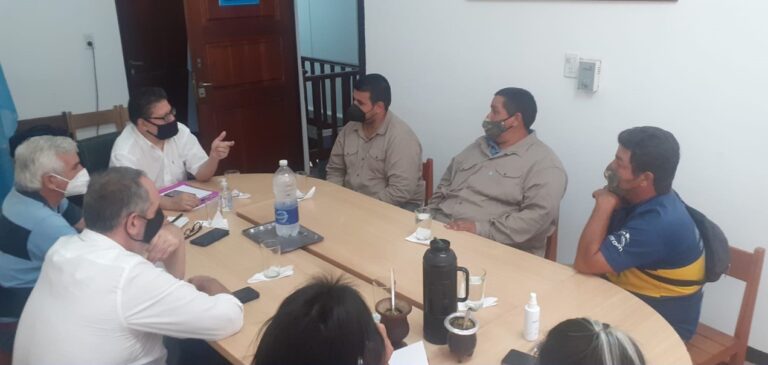 Defensoría del Pueblo se reunió con vecinos de Villa del Carmen y levantaron el corte de ruta