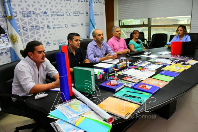 Se presentó la canasta escolar “Vuelta a clase”