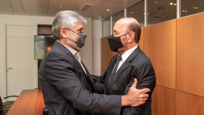Insfrán mantuvo un encuentro de trabajo con el ministro Filmus