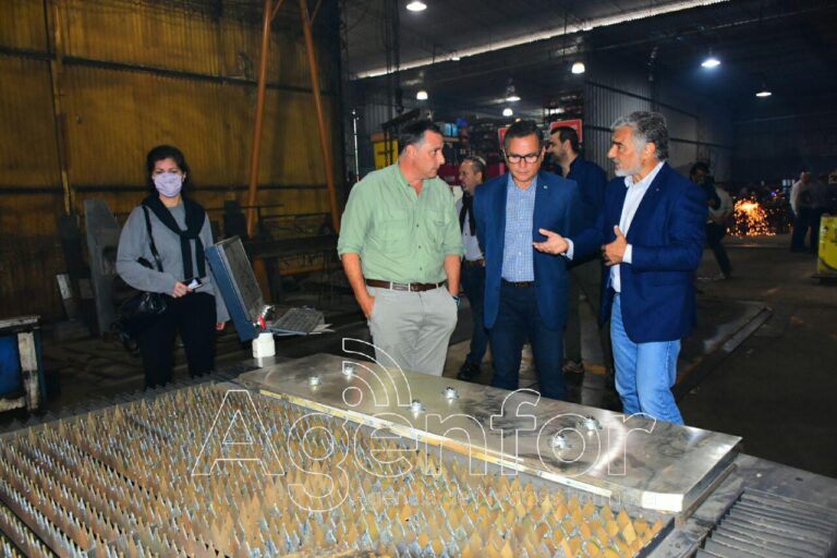 Cosenza indicó que la visita del INTI dará la posibilidad de acceder a nuevas herramientas a la provincia