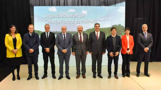 Insfrán dijo que el país está ante la posibilidad de recuperar su soberanía en el comercio de ultramar