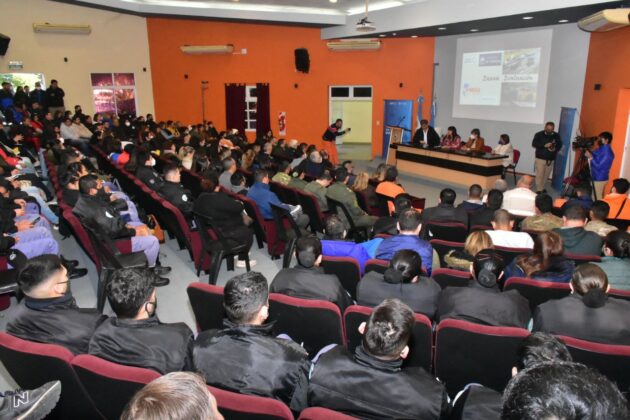 Con total éxito y masiva concurrencia se desarrollan las jornadas de capacitación en emergencias organizadas por el SIPEC