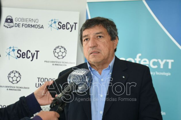 Araoz celebró la firma de acuerdos destinados a la ciencia y tecnología