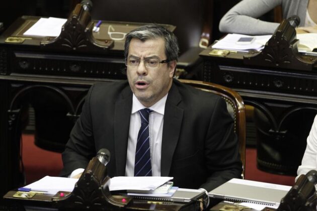 Martínez: «Debemos federalizar la agenda política y económica de la Argentina»
