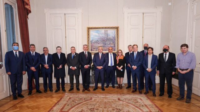 Insfrán participó de una reunión con el Presidente en Casa Rosada