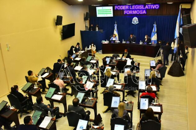 La Legislatura sancionó la ley que crea la Universidad Provincial de Laguna Blanca