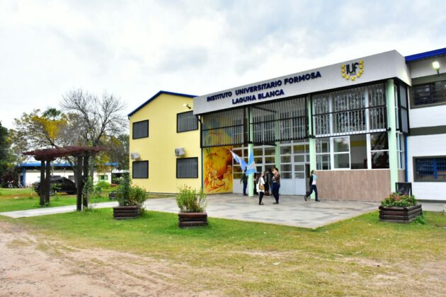 La Facultad de Medicina ofrecerá carreras que reforzarán el mapa de oferta de Nivel Superior