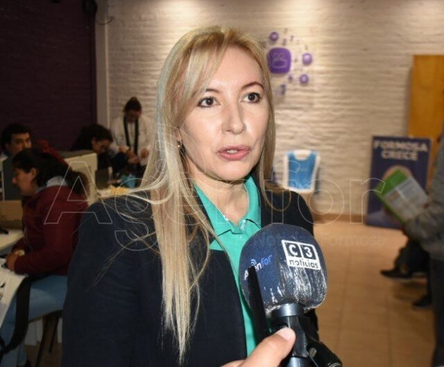 Robles destacó las obras en ejecución en Villa Escolar
