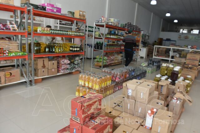 Desarrollo Económico financió la compra de una envasadora para la empresa Sabor y Aroma  