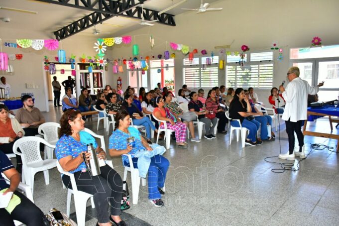 Se llevó a cabo una conferencia sobre sexualidad en personas con discapacidad