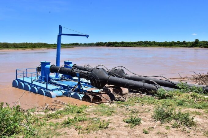 El SPAP garantizó la calidad del agua potable ante aparición de algas en el río Bermejo