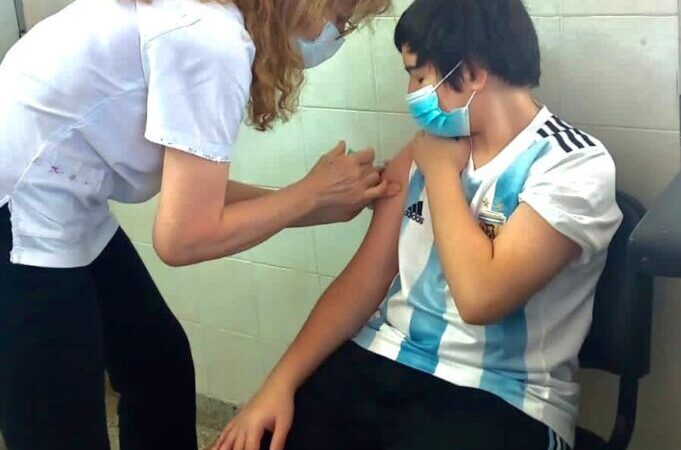 Realizan controles de salud a niños, niñas y adolescentes de residencias
