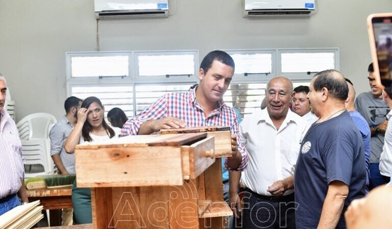 Eber Solís acompañó el inicio del ciclo de actividades del Centro Ocupacional Inclusivo