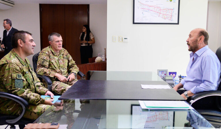 El Gobernador se reunió con el nuevo jefe del Regimiento 29