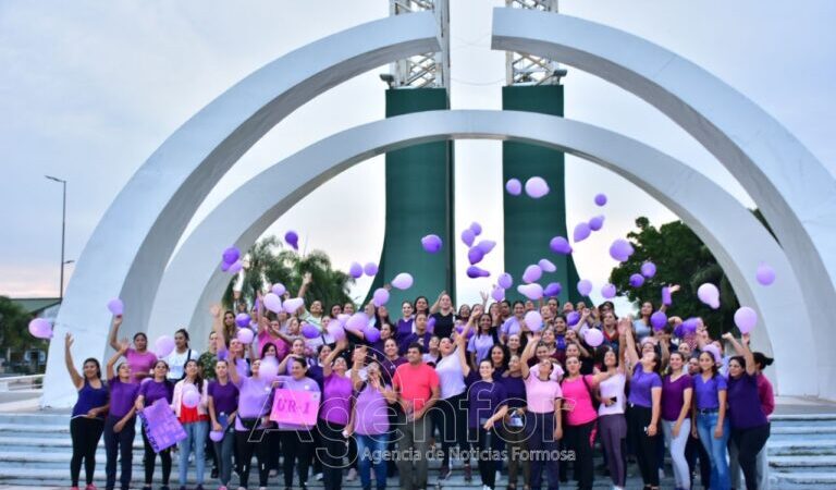 Personal femenino de la Policía realizó una caminata conmemorativa previo al Día de la Mujer