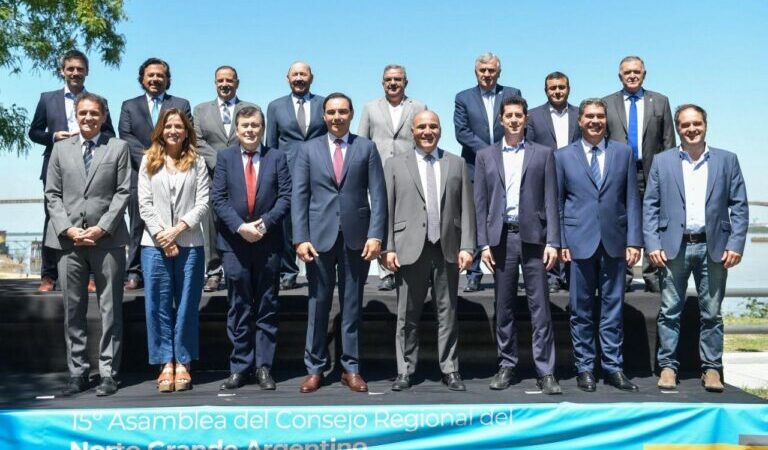 Gobernadores del Norte Grande se reúnen este martes en Catamarca
