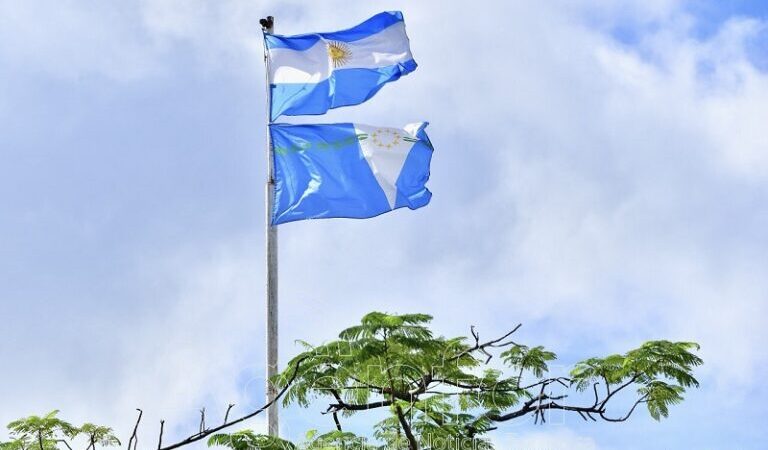 Formosa celebra el 32° aniversario de la creación de su bandera