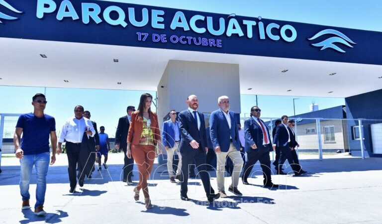 El gobernador y el ministro Fernández recorrieron instalaciones del Polo Científico y Parque Acuático “17 de Octubre”