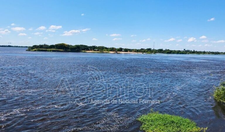La cuenca del río Paraguay está en franco descenso, confirmó Zambón  