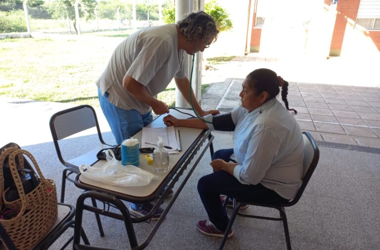 En la comunidad Cacique Coquero se llevó adelante un nuevo operativo sanitario