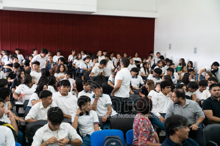 Dio inicio un ciclo de talleres de Voto Joven