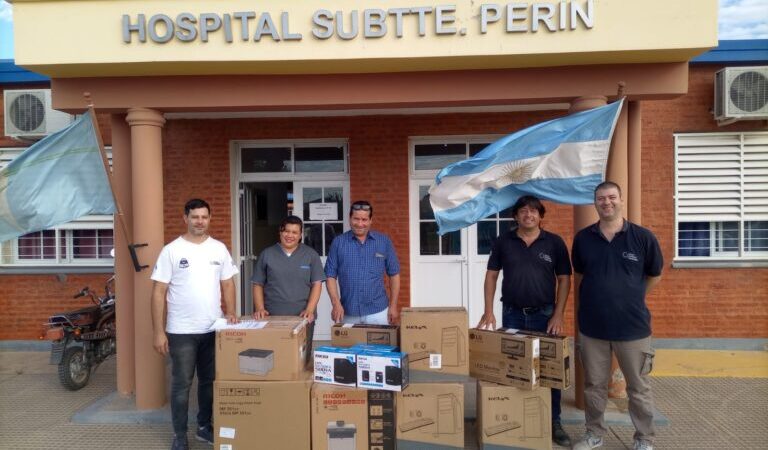 En el hospital de Subteniente Perín entregaron equipos informáticos
