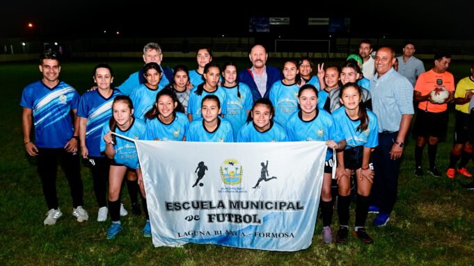 Con un marco multitudinario, inició el 1° Torneo de la Amistad de Fútbol Femenino “Copa Gildo Insfrán”