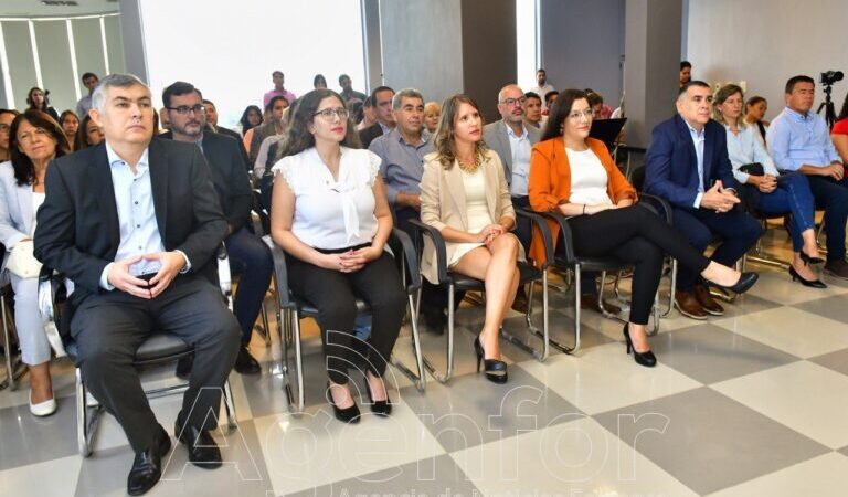 El Ministerio de la Producción y Ambiente presentó su gabinete