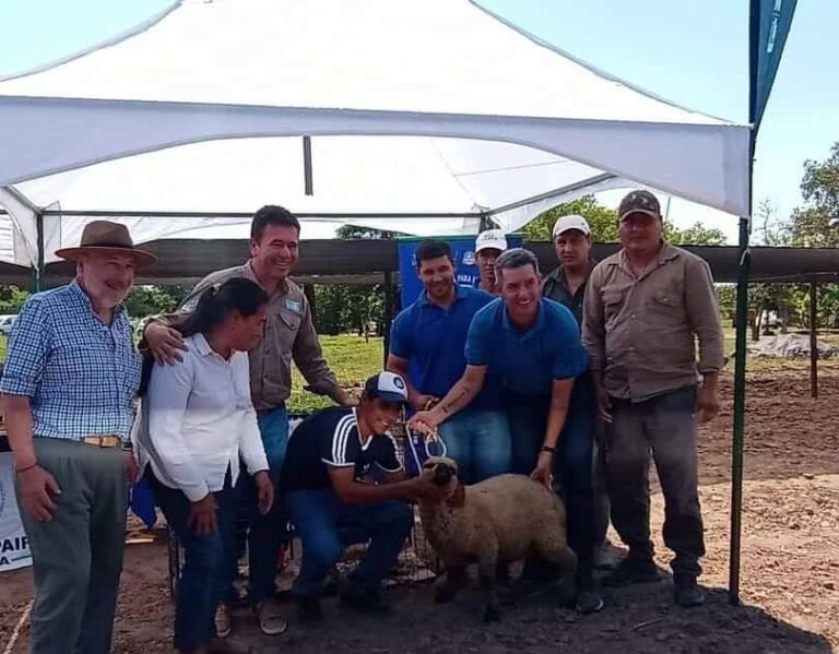 “Encuentro Integral de la Familia Paippera”, este martes en colonia Loro Cué y Tacaaglé