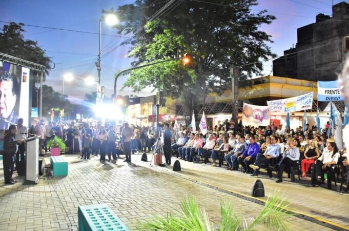 El vicegobernador Solís acompañó la inauguración del Paseo Histórico “Avenida 25 de Mayo”