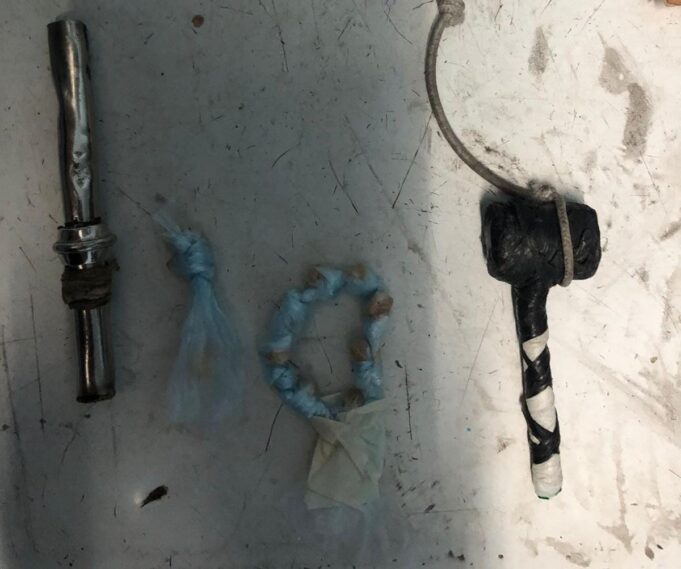 Narcomenudeo: Durante su detención con cocaína, lesionó a un efectivo con un cuchillo