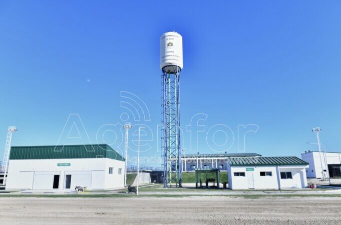 Insfrán inaugurará en Clorinda edificios educativos y la anhelada nueva planta de agua potable