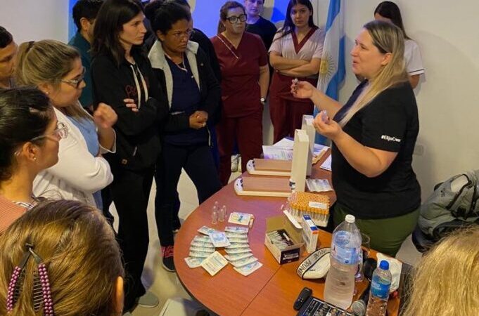 Brindaron capacitaciones para optimizar la extracción de sangre por sistema cerrado