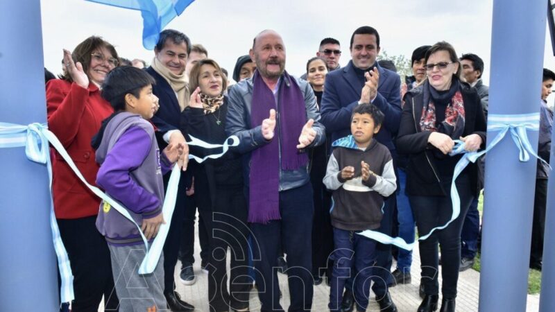 Insfrán dejó inaugurada la EPEP N° 95 y se reunió con la comunidad pilagá de El Simbolar