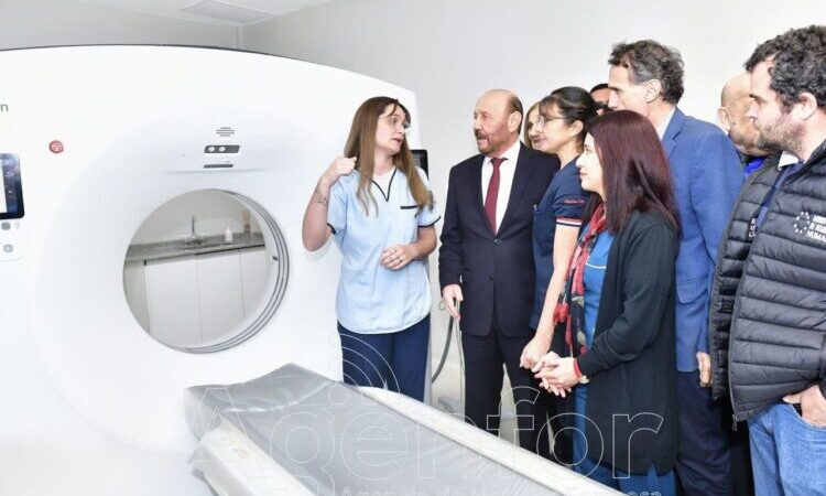 El Gobernador inauguró el nuevo Hospital Distrital de Laguna Blanca