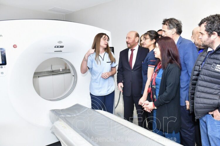 El Gobernador inauguró el nuevo Hospital Distrital de Laguna Blanca