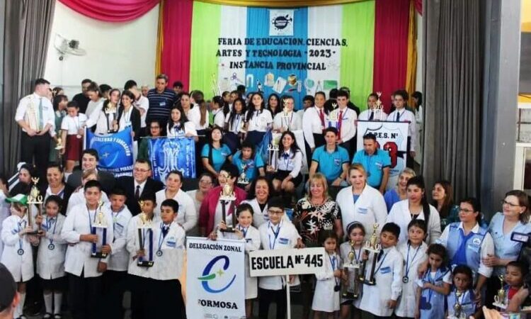 Estudiantes formoseños rumbo a la instancia nacional de Feria de Ciencias