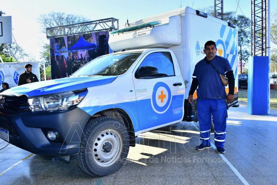 Gómez: “El gobernador Insfrán se comprometió con las entregas de ambulancias y las hizo realidad”