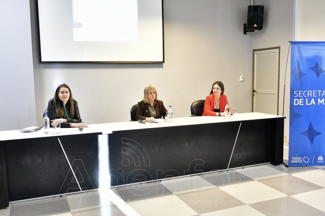 Ley Micaela: La Secretaría de la Mujer capacitó a personal de la EROSP