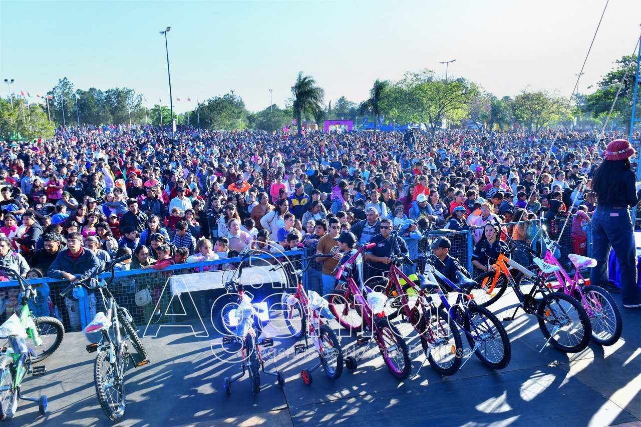 Exitosa convocatoria al festival por el Mes de las Infancias