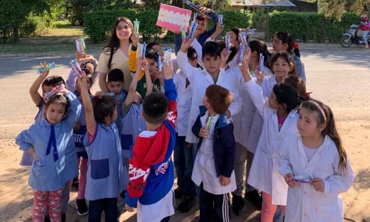 Amplia jornada sanitaria destinada a las familias de Km 100