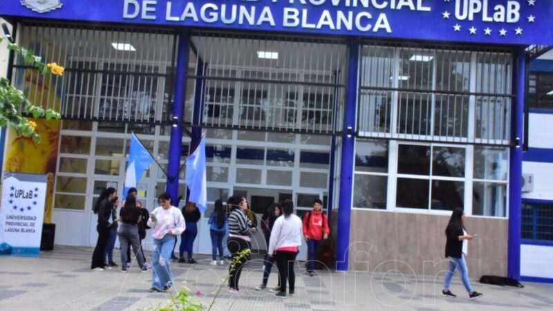 La UPLaB realiza la inscripción de sus alumnos para las Becas Progresar