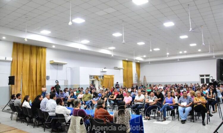 Autoridades y vecinos se reunieron en el marco del OPNGT
