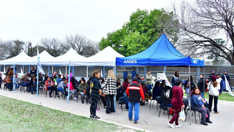 El Programa de Prestaciones en Conjunto se ubicó en el Paraíso de los Niños y llevó múltiples prestaciones