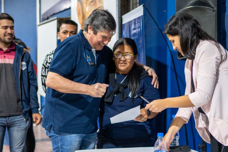 La Subsecretaría de Empleo entregó créditos y subsidios a emprendedores