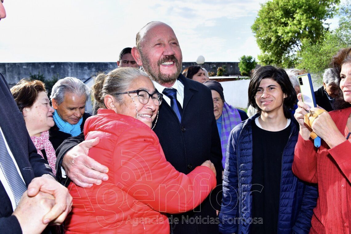 Insfrán presidió la inauguración de la Casa de la Solidaridad del barrio La Floresta