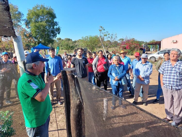 Interesante encuentro sobre producción hortícola y comercialización en Palo Santo